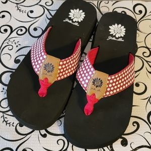 NWT! Red Polka Dot flip flops Yellowbox Yellow Box FROMY Sandals